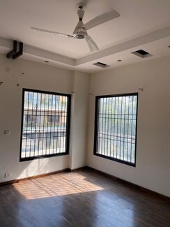 1 BHK Builder Floor For Rent in Sector 31