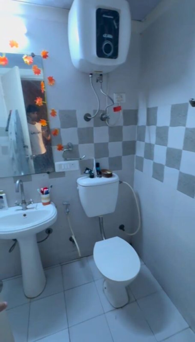 Team Area, gaur-city-7th-avenue 2 Bedroom 1075 Sq.Ft. Apartment In Sector 4 Greater Noida Greater Noida 10471185