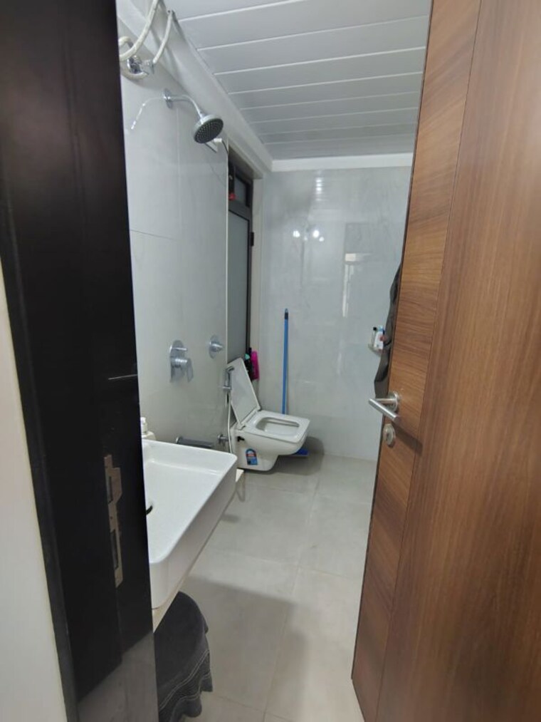 Bathroom, arkade-prime 1 Bedroom 500 Sq.Ft. Apartment In Marol Mumbai 10471210