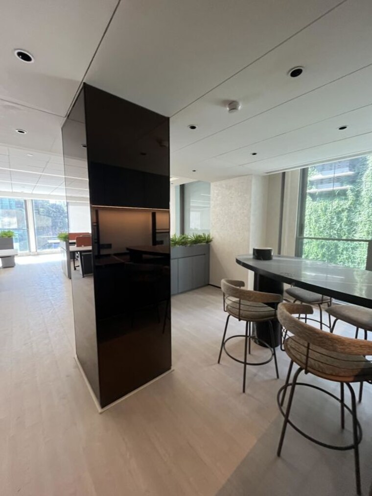 Team Area, lower parel Commercial Office Space 800 Sq.Ft. In Lower Parel Mumbai 10471283