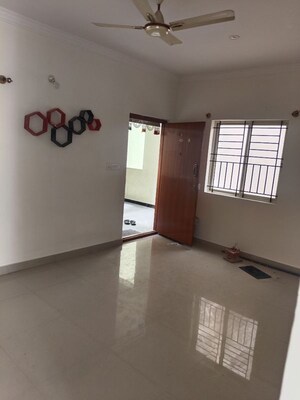 Room in 2 BHK Apartment at Keerthana Residency, Kadubeesanahalli – for Rent