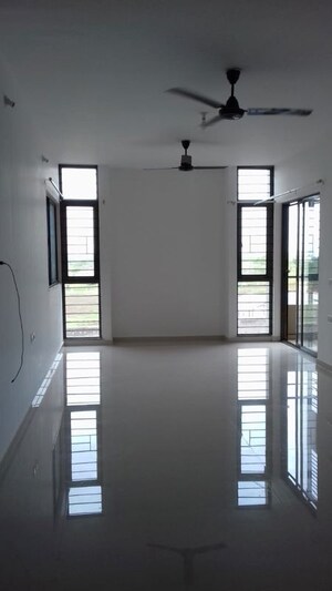 Room in 2 BHK Apartment at Rohan Abhilasha, Wagholi – for Sale