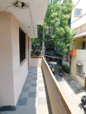 Balcony in  Warehouse at Adikmet – for Rent
