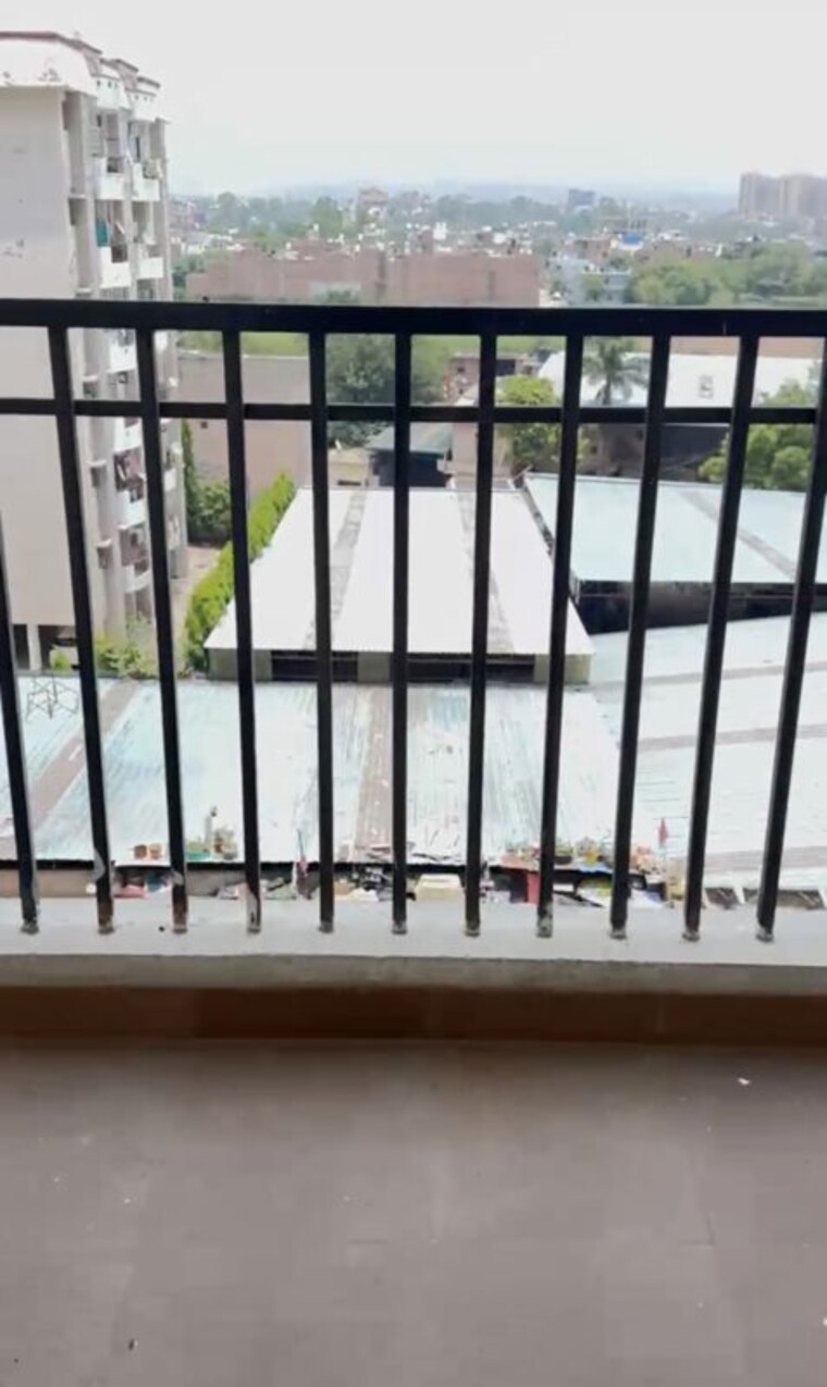 Balcony, paradigm-business-hermitage-park 3.5 Bedroom 1945 Sq.Ft. Apartment In Dhakoli Zirakpur 10471489