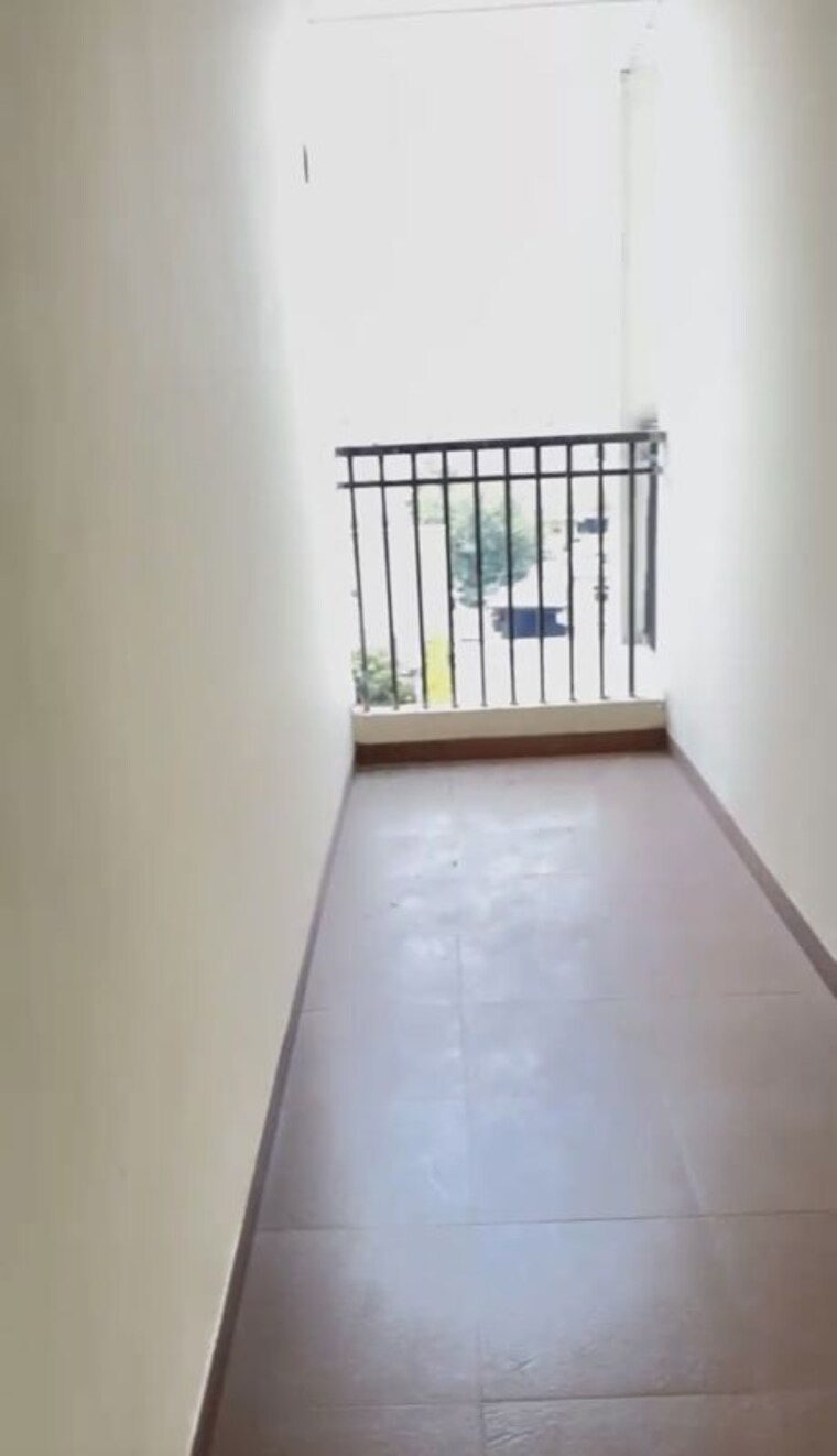 Balcony, paradigm-business-hermitage-park 3.5 Bedroom 1945 Sq.Ft. Apartment In Dhakoli Zirakpur 10471489