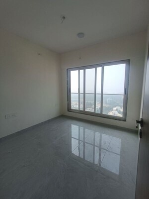 Bedroom in 2.5 BHK Apartment at Bharat Arize, Goregaon West – for Rent