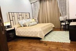 3 BHK + Servant Room Apartment For Rent in M3M Latitude