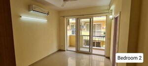 Room in 4 BHK Apartment at Emaar MGF Emerald Hills, Sector 65 – for Rent