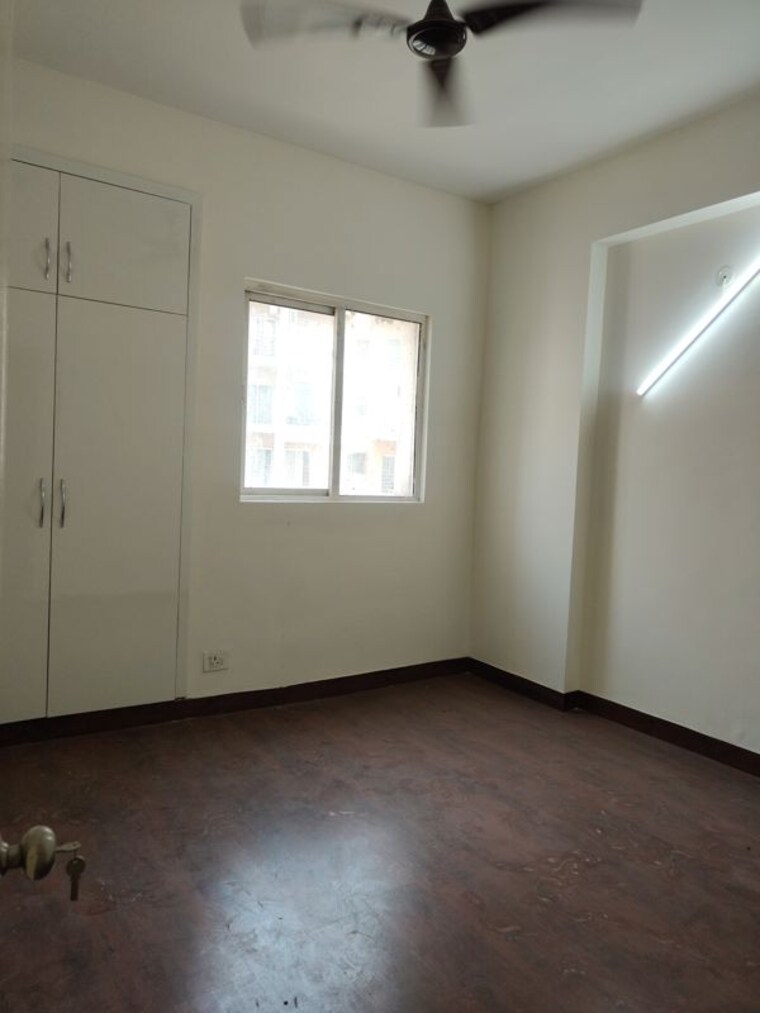 Room, paras-tierea-premium-floor 3 Bedroom 1285 Sq.Ft. Apartment In Sector 137 Noida 10471544