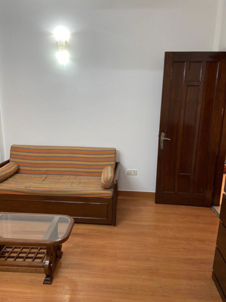 Bedroom, pradhav-apartments 6+ Bedroom 200 Sq.Yd. Apartment In Rajokri Delhi 10471674
