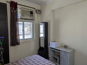 Room in 2 BHK Apartment at Amrapali Silicon City, Sector 76 – for Rent