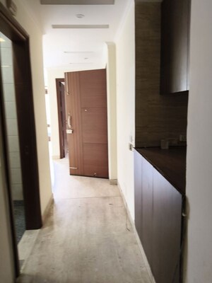 Building Lobby in 3 BHK Builder Floor at Pamposh Enclave – for Rent
