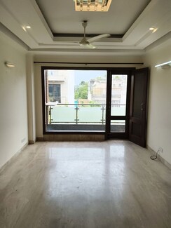 3 BHK + Pooja Room,Servant Room Builder Floor For Rent in Pamposh Enclave