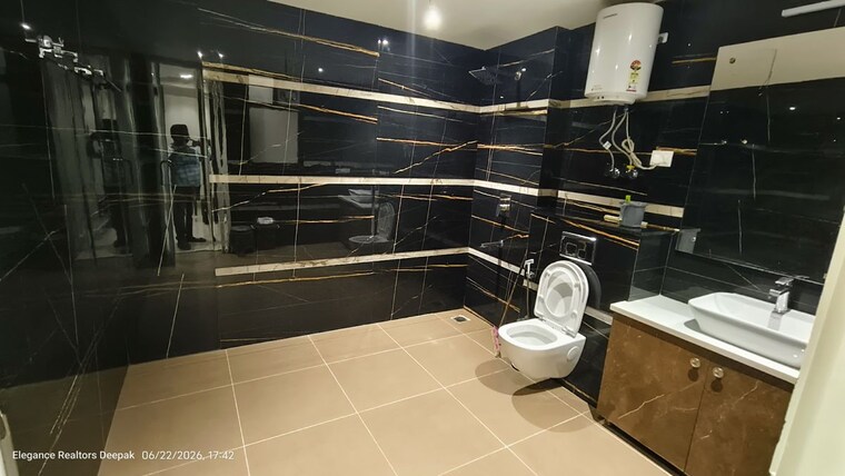 Gym, vasant kunj 3 Bedroom 1800 Sq.Ft. Builder Floor In Vasant Kunj Delhi 10471682