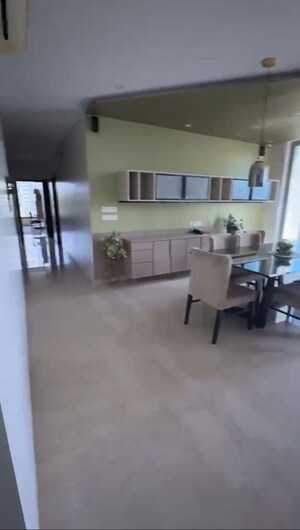Team Area in 3 BHK Apartment at Oberoi Realty Esquire, Goregaon East – for Rent