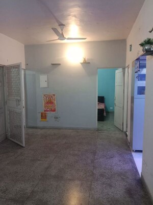 Room in 3 BHK Apartment at Emaar Palm Hills, Sector 77 – for Sale