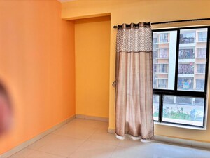 Room in 3 BHK Apartment at DTC Southern Heights, Joka – for Rent