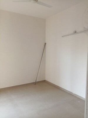 Room in 3 BHK Apartment at Saya Zion, Sector 4 Greater Noida – for Rent