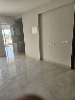 2 BHK Apartment For Sale in Signature Global City