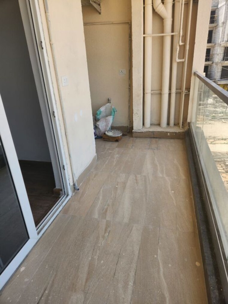 Balcony, signature-global-city 2 Bedroom 990 Sq.Ft. Apartment In Sector 37d Gurgaon 10471700
