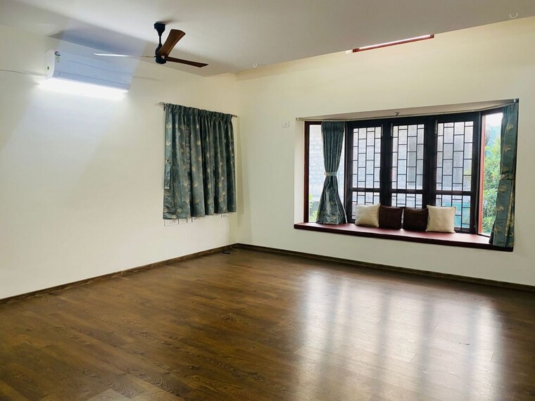 Room, prestige-kenilworth 3.5 Bedroom 3600 Sq.Ft. Apartment In Vasanth Nagar Bangalore 10471772