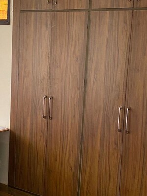Furnished Amenities in 4 BHK Apartment at Dwarka – for Rent