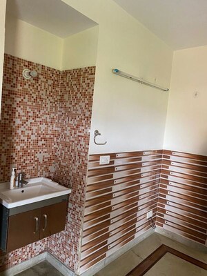 Bathroom in 4 BHK Apartment at Dwarka – for Rent
