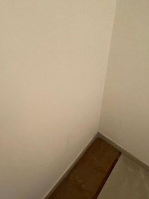 Furnished Amenities in 4 BHK Apartment at Dwarka – for Rent