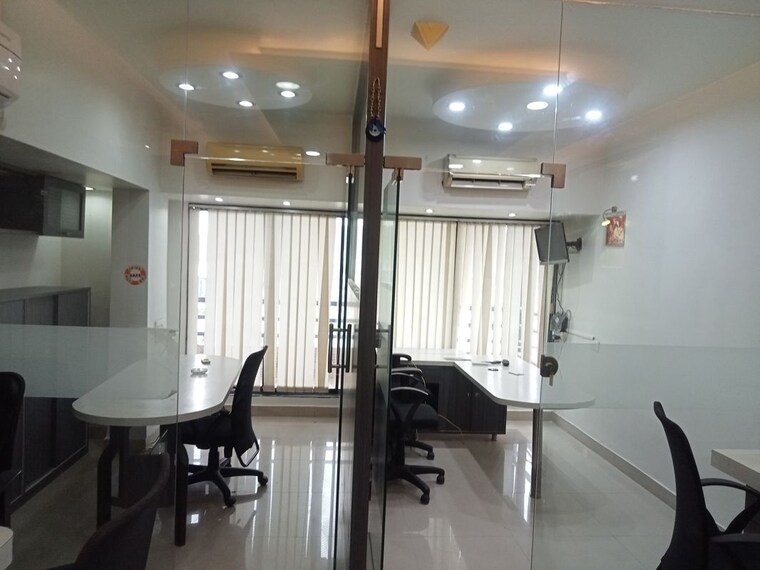 Team Area, cbd belapur sector 15 Commercial Office Space 890 Sq.Ft. In Cbd Belapur Sector 15 Navi Mumbai 10471725