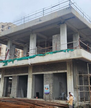  Shop For Sale in Signature Signum 37D III, Sector 37d