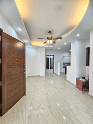 Bedroom in 3 BHK Builder Floor at Palm Residency Chhatarpur, Chattarpur – for Rent