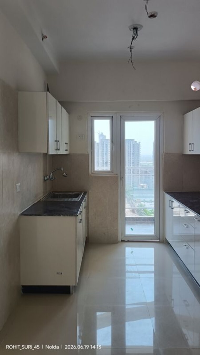 Kitchen, samridhi-luxuriya-avenue 2.5 Bedroom 1165 Sq.Ft. Apartment In Sector 150 Noida 10471825