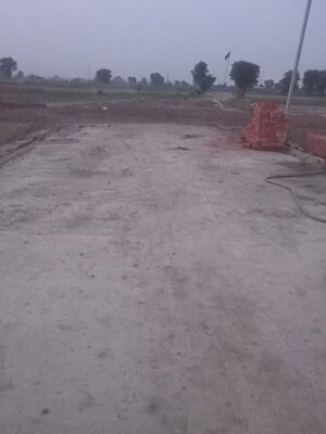 Plot Area in  Plot at Delhi Meerut Expressway – for Sale