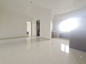 Room in Studio Apartment at Arihant Aspire, Palaspe Phata – for Rent