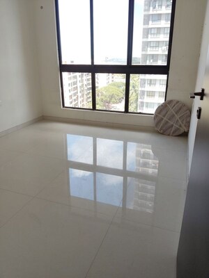 Room in 2 BHK Apartment at Raj Infinia, Malad West – for Rent