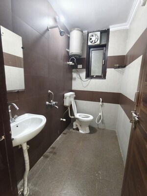 Washroom in 2 BHK Builder Floor at Chattarpur – for Rent