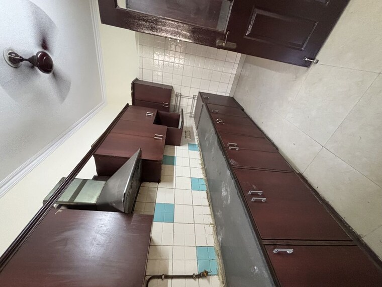 Kitchen, krishna-apra-residency 3 Bedroom 1350 Sq.Ft. Apartment In Sector 61 Noida 10471979