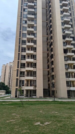 3.5 BHK Apartment – Exterior View View at Jaypee Green Kosmos Phase II, Sector 134 - for Sale