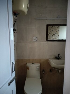 Bathroom in 2.5 BHK Villa at Sector 28 – for Rent