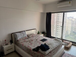 Master Bedroom in 2 BHK Apartment at Kanakia Silicon Valley, Powai – for Rent