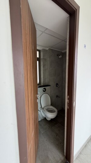 Bathroom in 1 BHK Apartment at Sheth Irene, Malad West – for Sale