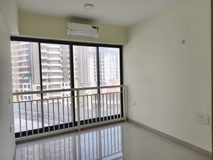 Room in 2 BHK Apartment at Dynamix Divum, Malad East – for Sale
