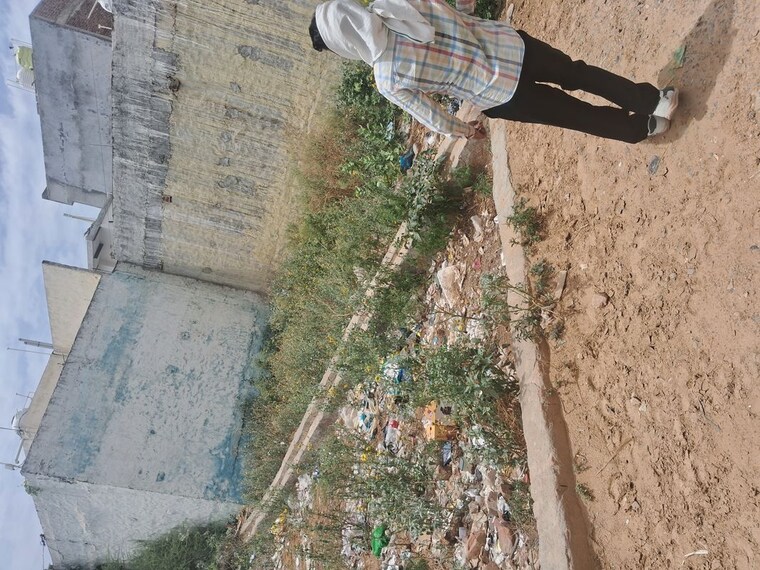 undefined, maruti kunj  100 Sq.Yd. Plot In Maruti Kunj Gurgaon 10472081