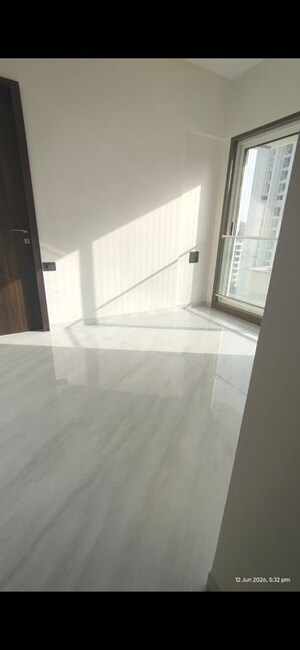 Bedroom in 1 BHK Apartment at Kabra Garnet, Malad West – for Rent