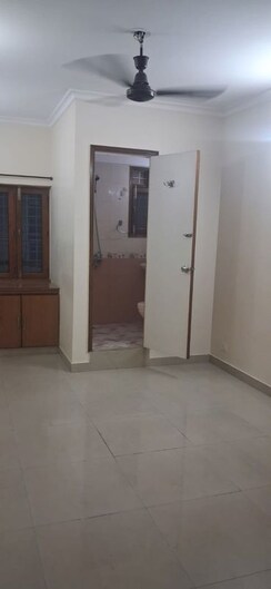 3 BHK + Store Room Apartment For Rent in Vasant Kunj