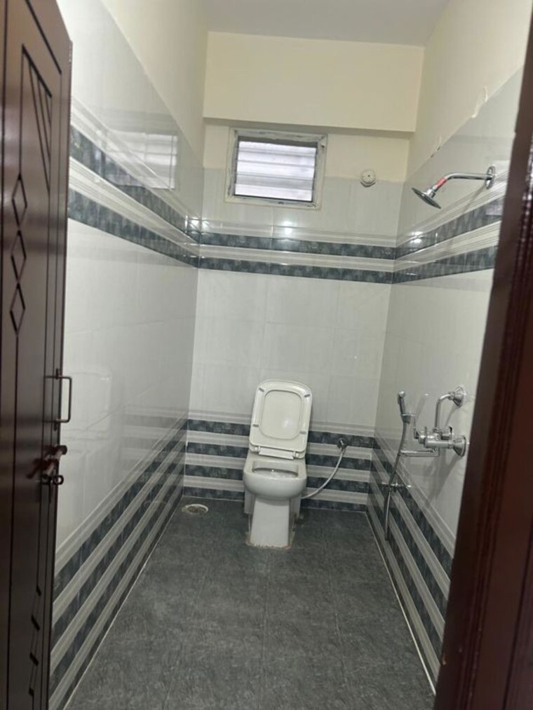 Bathroom, lalitha-divine-county 3 Bedroom 1450 Sq.Ft. Apartment In Ameenpur Hyderabad 10472107
