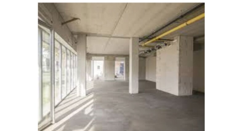 Room, sector 15 Commercial Shop 2300 Sq.Ft. In Sector 15 Noida 10472150