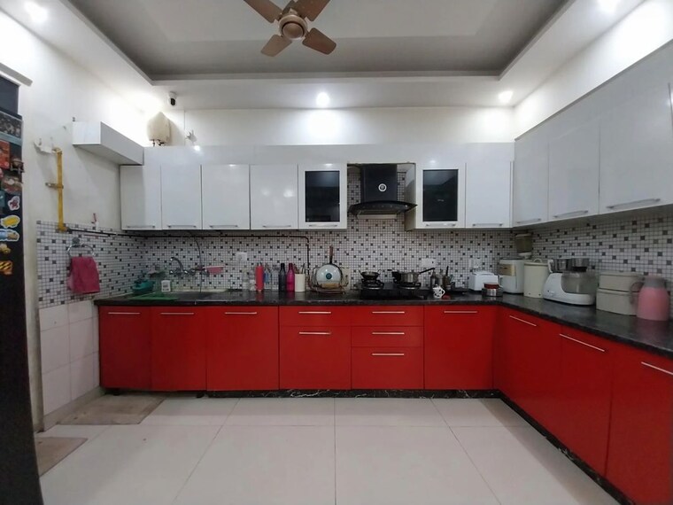 Kitchen, saya-gold-avenue 3 Bedroom 1755 Sq.Ft. Apartment In Vaibhav Khand Ghaziabad 10472181