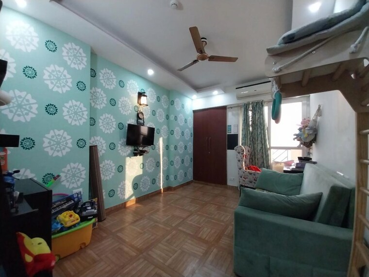 Living Room, saya-gold-avenue 3 Bedroom 1755 Sq.Ft. Apartment In Vaibhav Khand Ghaziabad 10472181