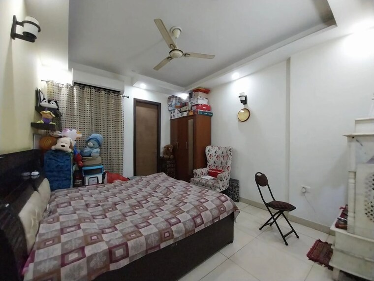 Bedroom, saya-gold-avenue 3 Bedroom 1755 Sq.Ft. Apartment In Vaibhav Khand Ghaziabad 10472181